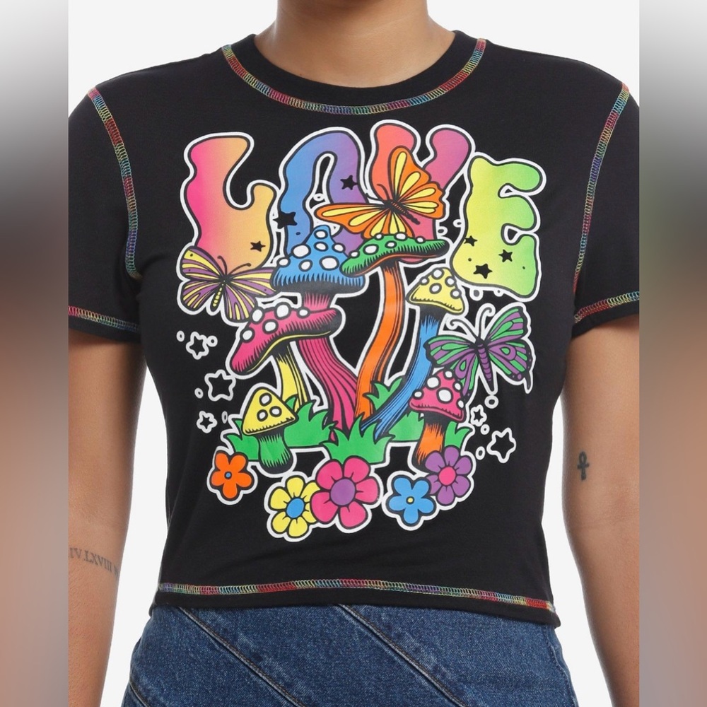 SOCIAL COLLISION LOVE Black Graphic Tee Shirt Mushrooms Butterfly Groovy Size L